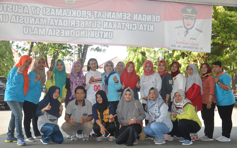 SENAM DEPAN