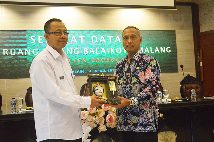 tukar sovenirt